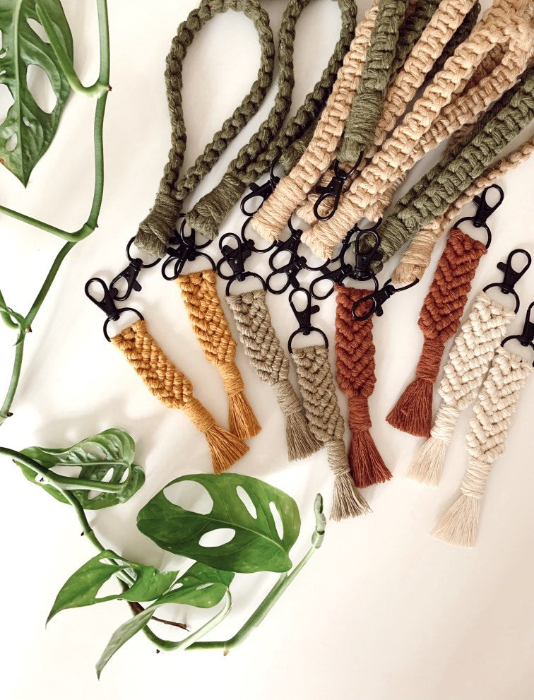 Macrame wristlet keychain